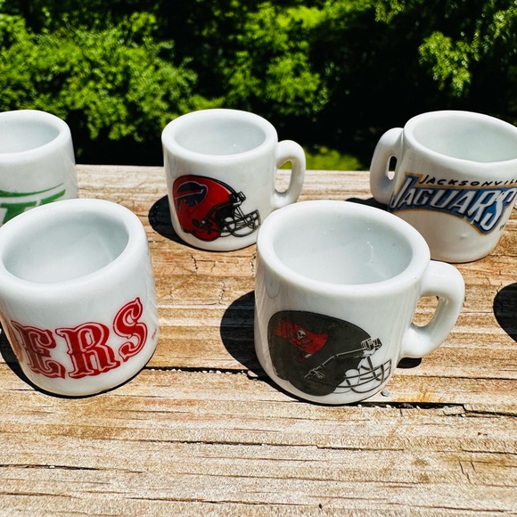 NFL Team Logo Thimble Mini Mug Set (16 teams) vintage - Picture 4 of 14